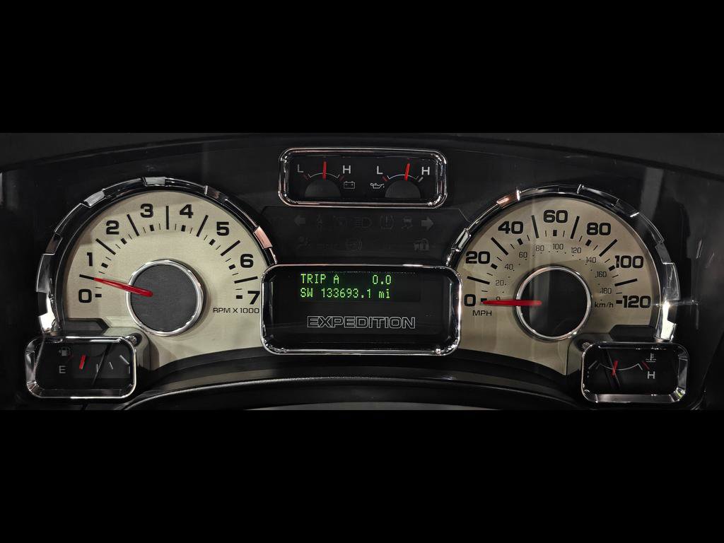 Used 2010 Ford Expedition Limited image 54