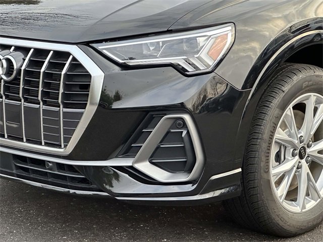 Certified 2025 Audi Q3 2.0T Premium w/ Convenience Package image 8