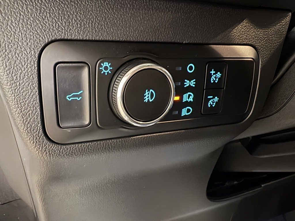 Used 2023 Ford Escape Platinum w/ Premium Technology Package image 18