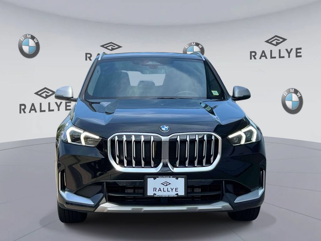 Used 2023 BMW X1 xDrive28i w/ Premium Package AWD/4WD image 2
