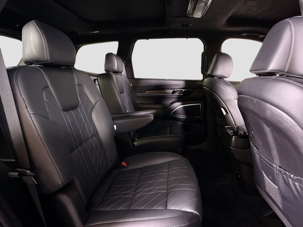 Used 2025 Kia Telluride SX Prestige X-Pro AWD/4WD image 17