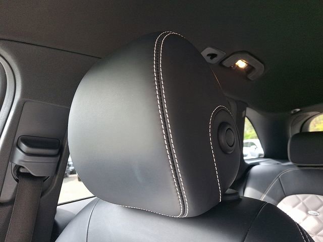 Used 2018 Mercedes-Benz GLC 300 4MATIC image 17
