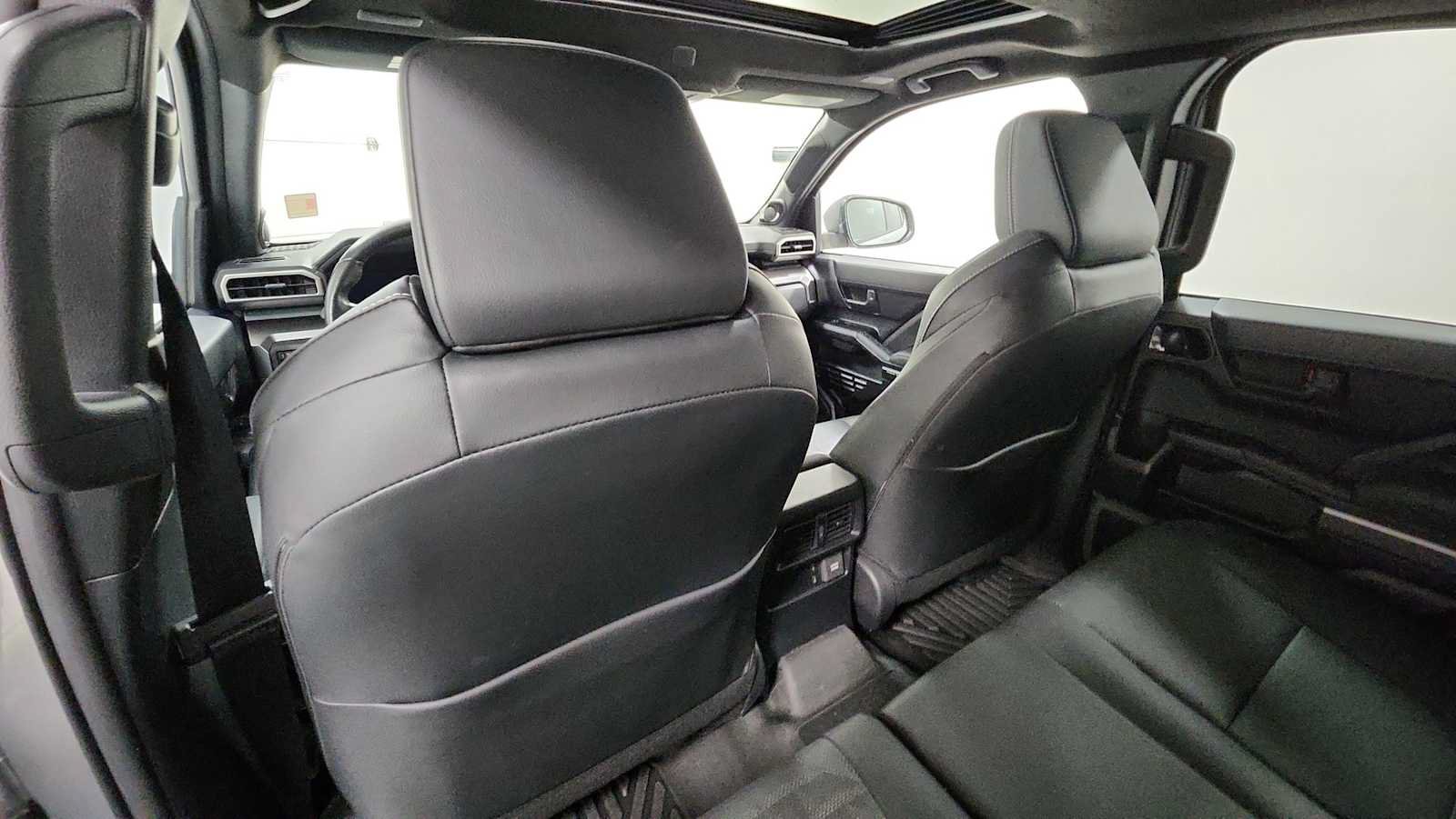 Certified 2025 Toyota 4Runner TRD Off-Road Premium AWD/4WD image 26