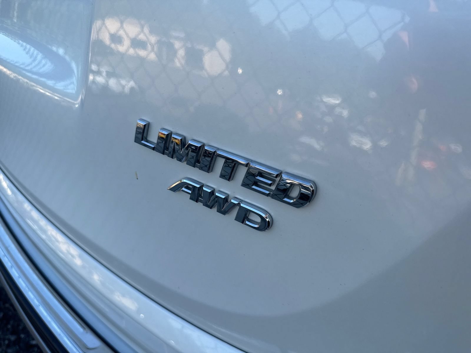 Used 2018 Toyota RAV4 Limited w/ All Weather Liner Package AWD/4WD image 11