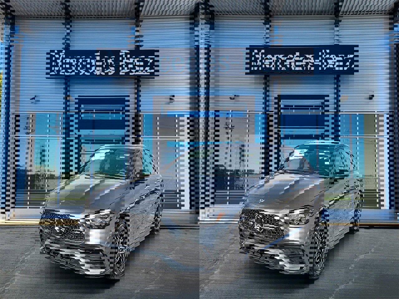 New 2025 Mercedes-Benz C 300 4MATIC Sedan image 3