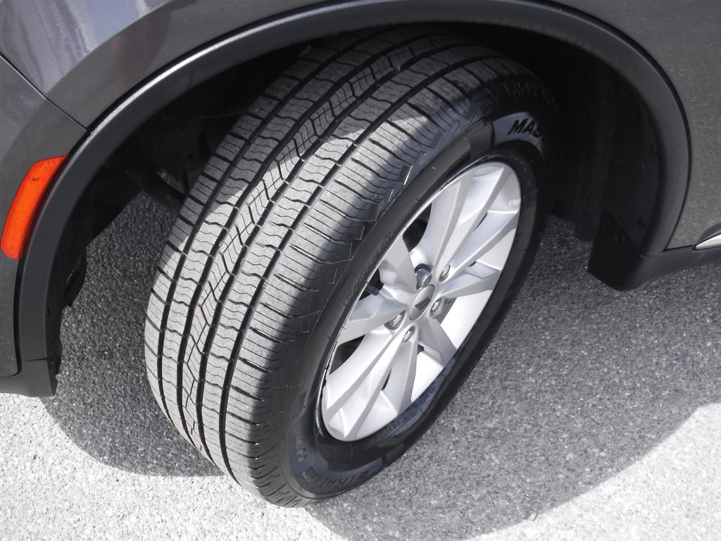 Used 2021 Dodge Durango SXT image 23