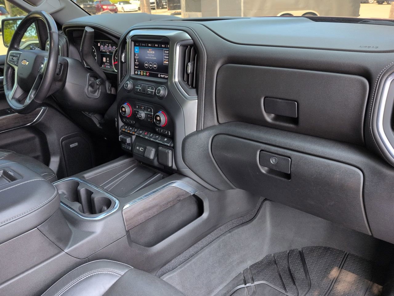 Used 2020 Chevrolet Silverado 1500 LTZ w/ LTZ Premium Package image 26