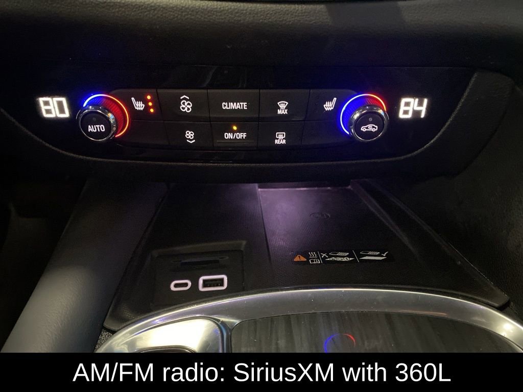 Used 2024 Buick Enclave Essence w/ Sport Touring Edition image 7