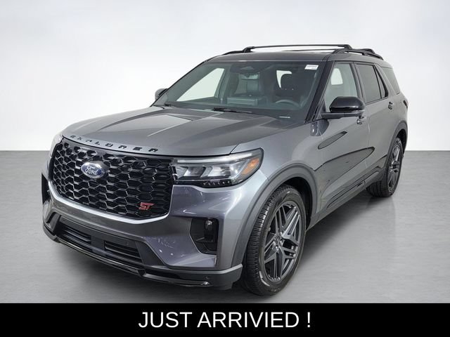 Used 2025 Ford Explorer ST AWD/4WD image 7