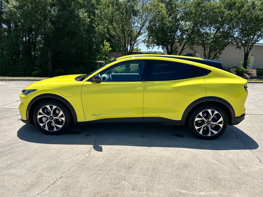 Used 2025 Ford Mustang Mach-E Select w/ Comfort Package Lite RWD image 2