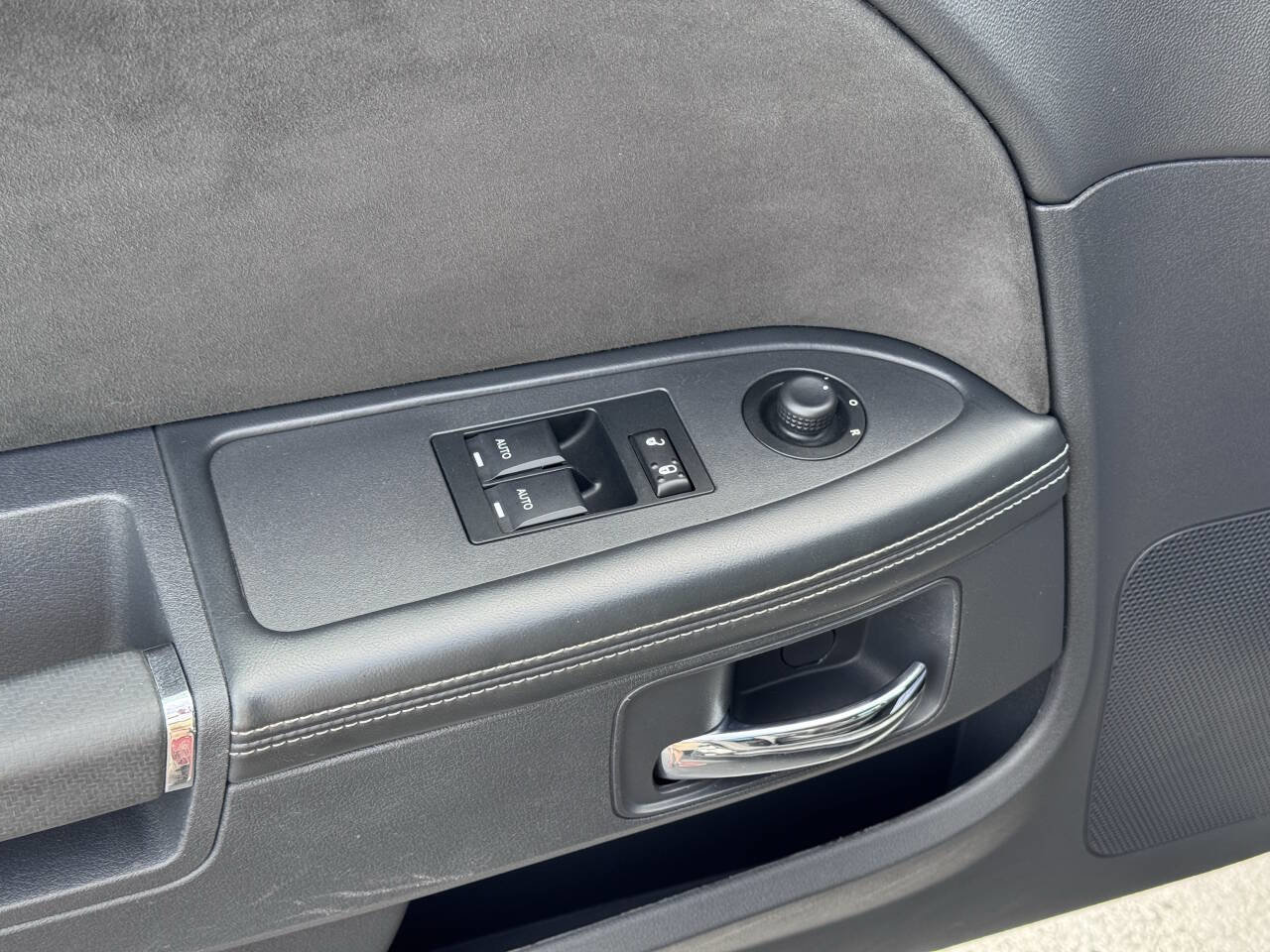 Used 2008 Dodge Challenger SRT8 RWD image 26