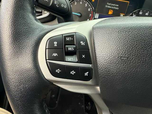 Used 2022 Ford Explorer XLT w/ Equipment Group 202A image 17