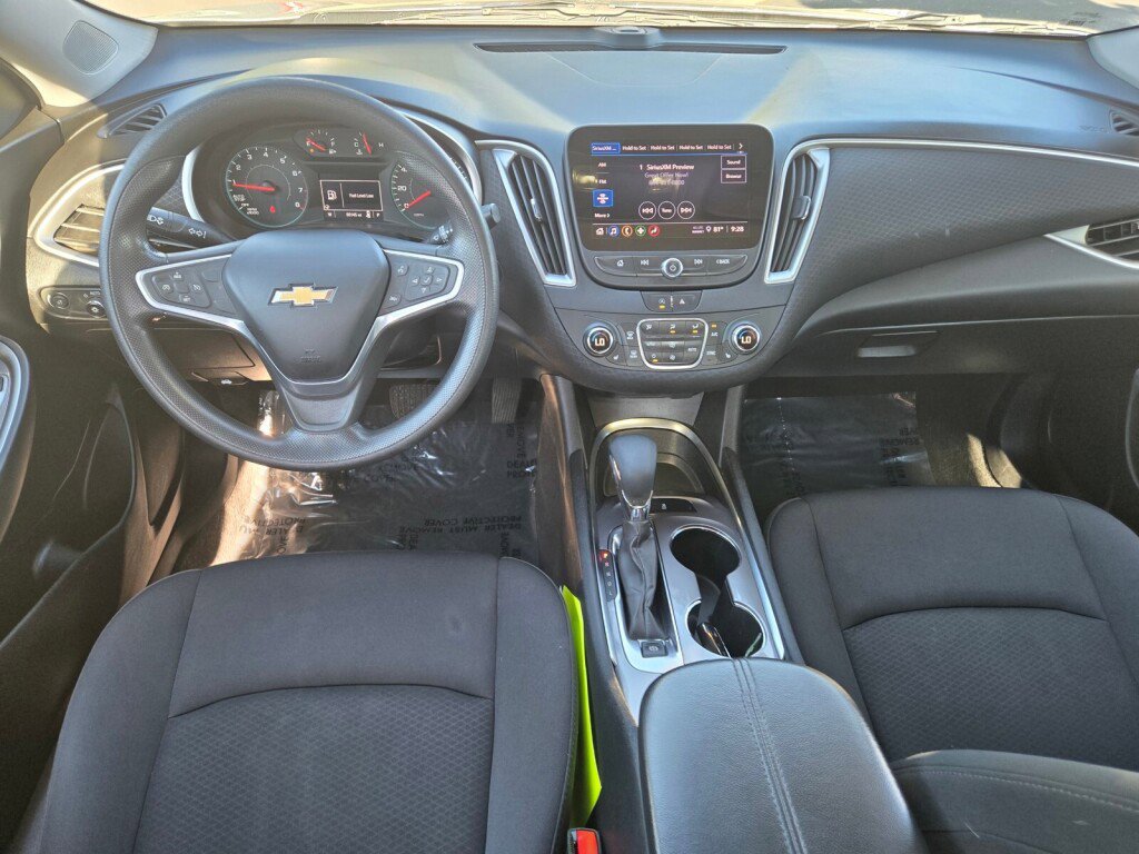 Used 2022 Chevrolet Malibu LT image 10