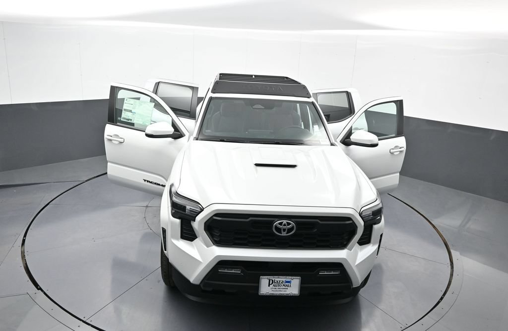 New 2024 Toyota Tacoma TRD Sport w/ TRD Sport Upgrade Package AWD/4WD image 43