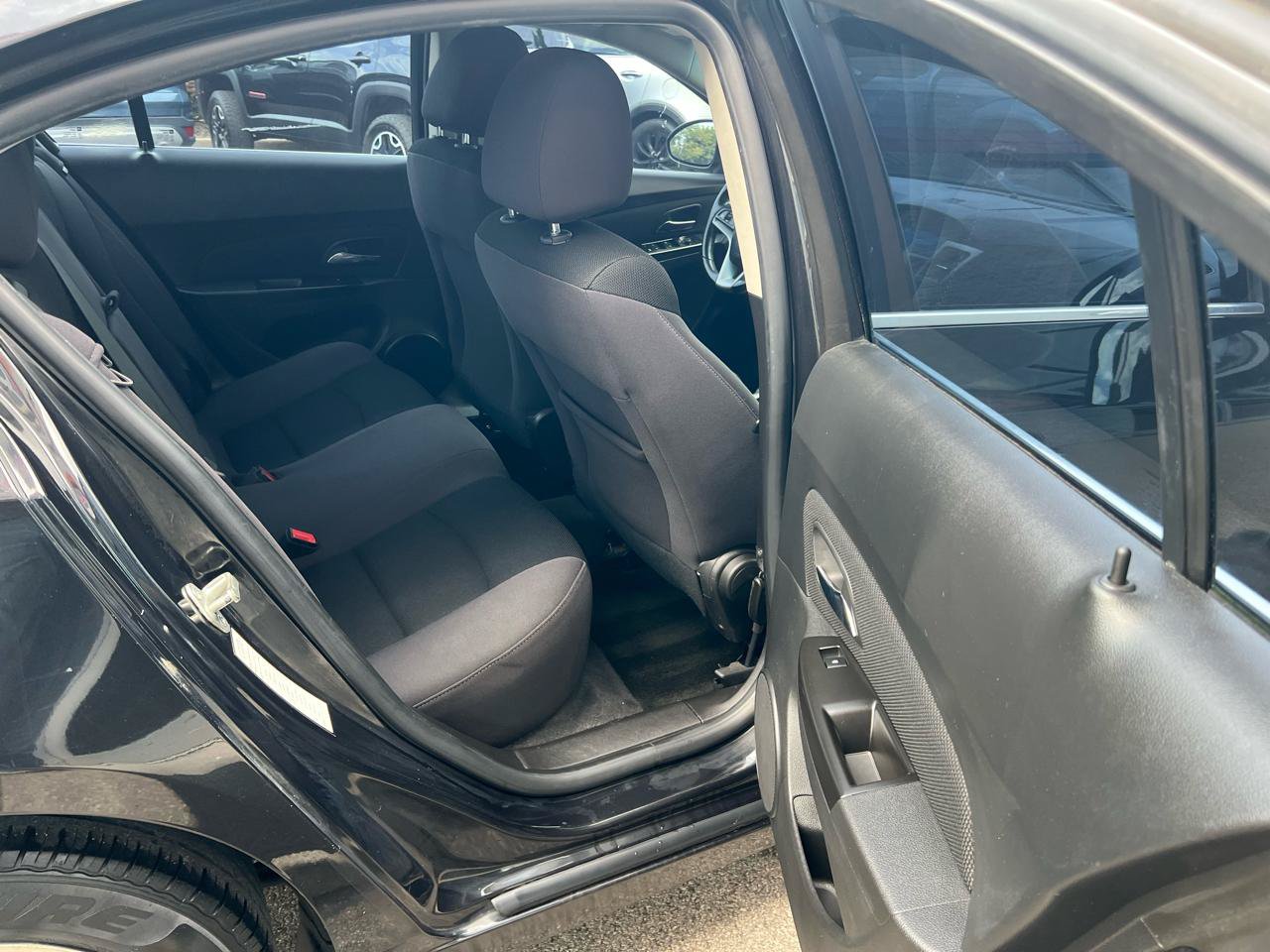 Used 2014 Chevrolet Cruze LT FWD image 15