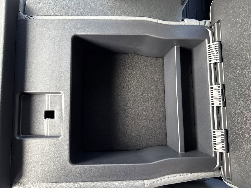 New 2026 Ford F250 XL w/ XL Off-Road Package image 26