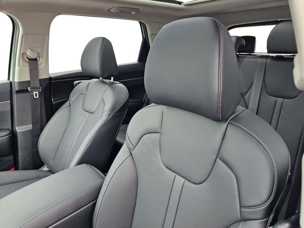 New 2026 Kia Sorento S image 19
