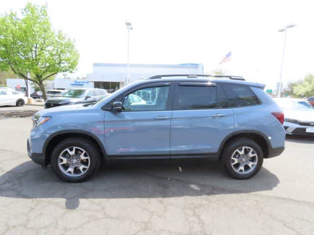 Certified 2023 Honda Passport TrailSport image 3