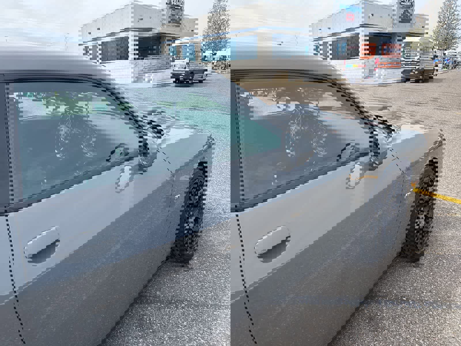 Used 2018 Dodge Challenger R/T RWD image 25