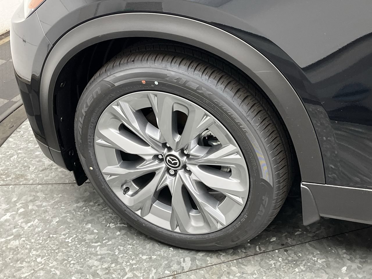 New 2026 MAZDA CX-90 Plug-In Hybrid w/ Preferred AWD/4WD image 34