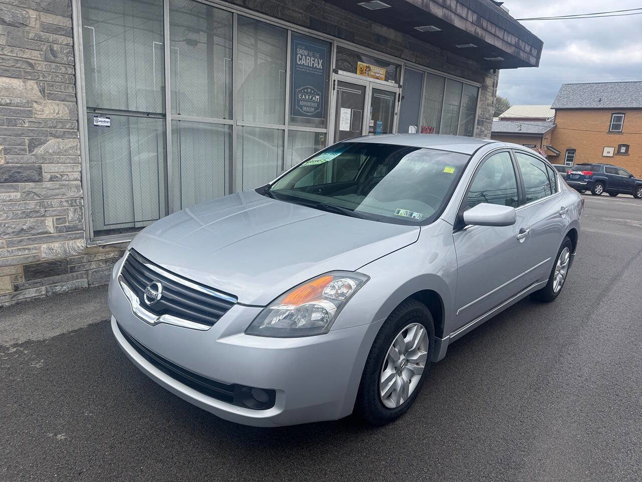 Used 2009 Nissan Altima 2.5 S image 1