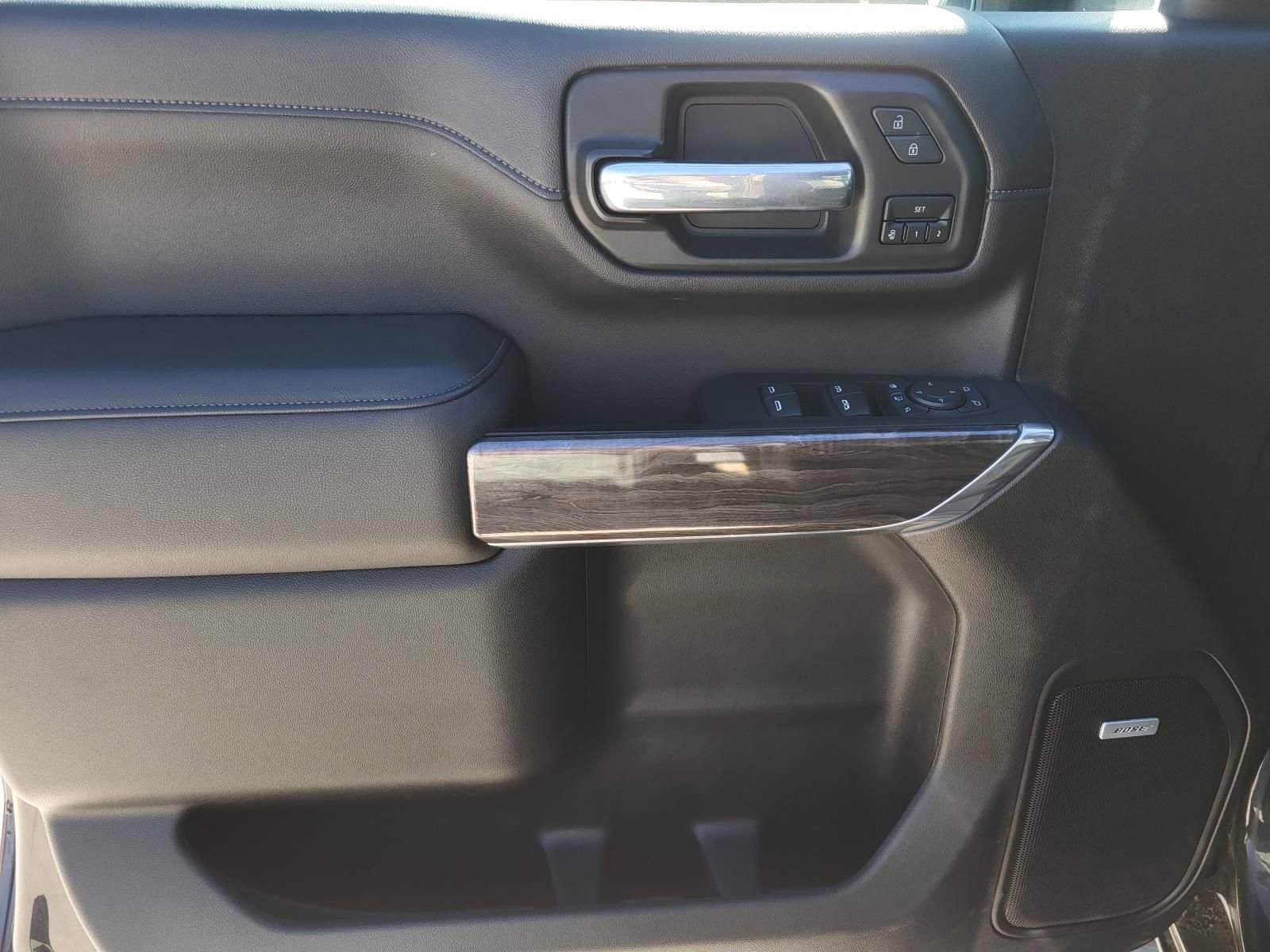 Used 2022 Chevrolet Silverado 3500 LTZ w/ LTZ Plus Package image 13