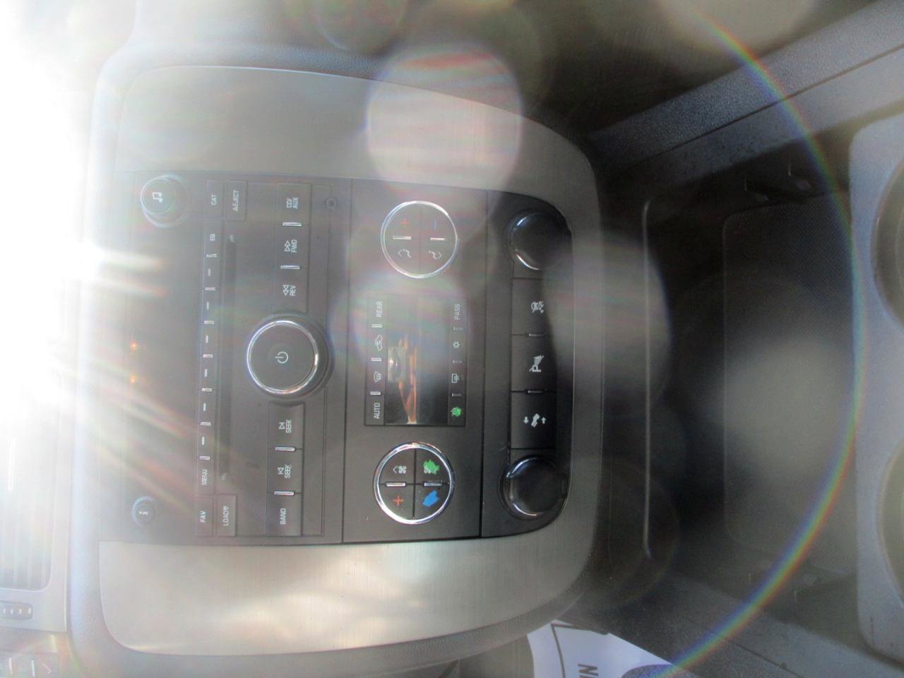 Used 2009 GMC Yukon SLT AWD/4WD image 11