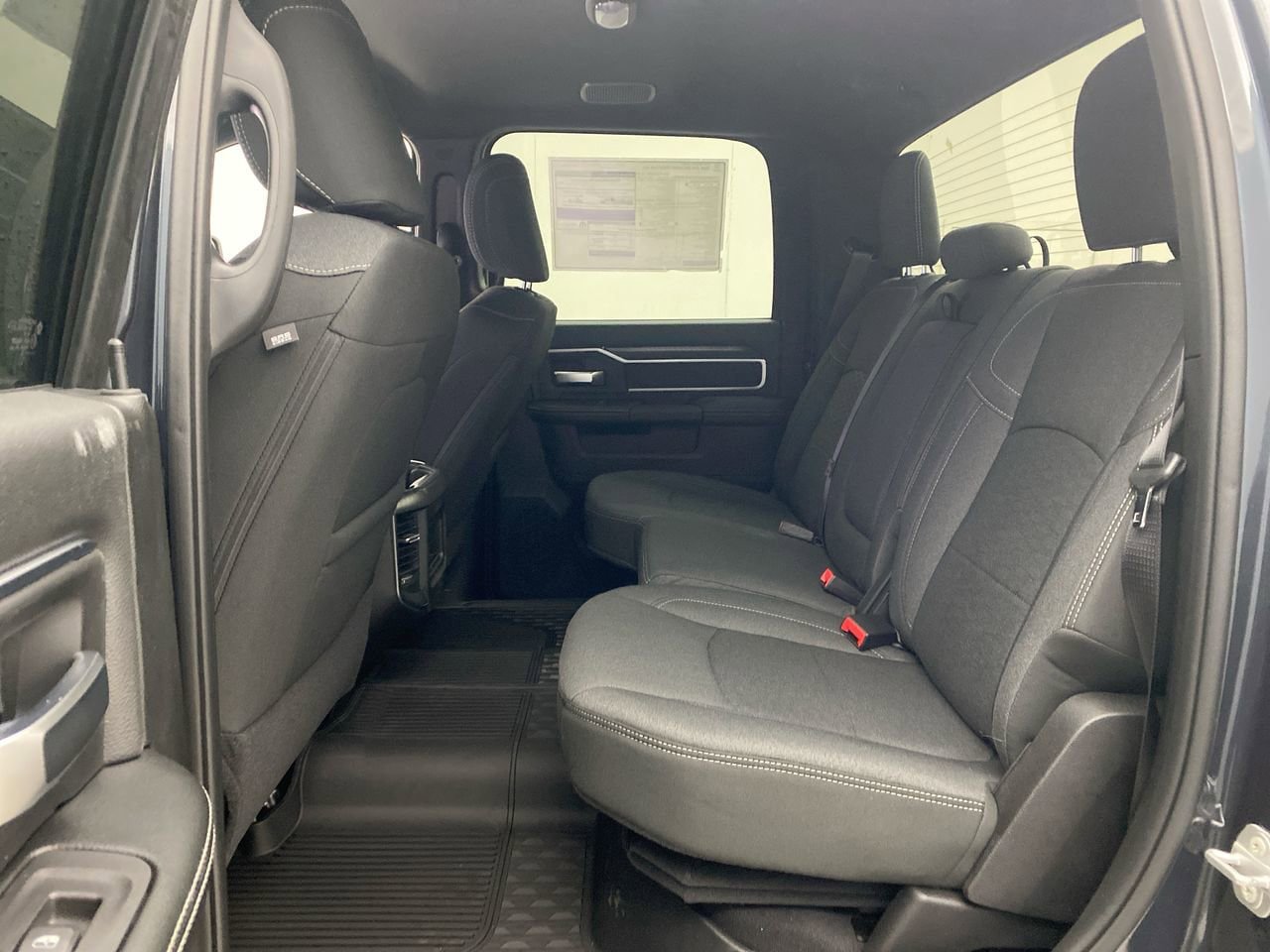 New 2026 RAM 2500 Big Horn AWD/4WD image 22