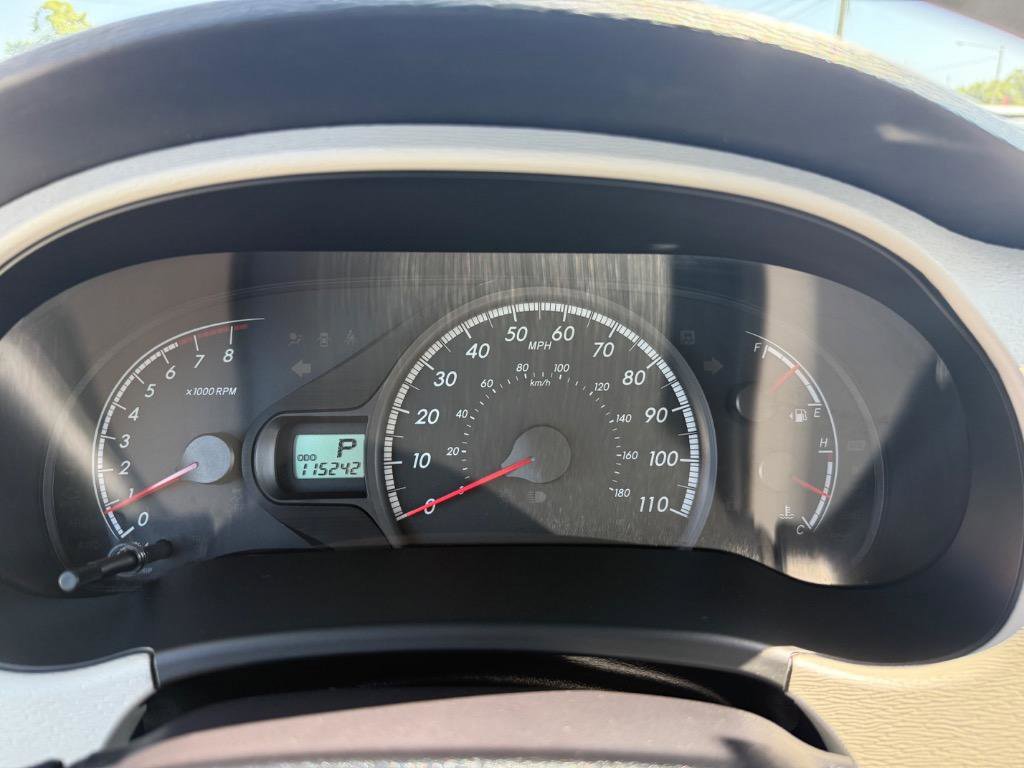 Used 2014 Toyota Sienna LE image 26