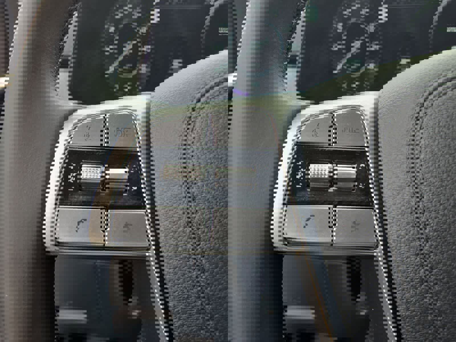 Used 2025 Kia Telluride SX Prestige image 23