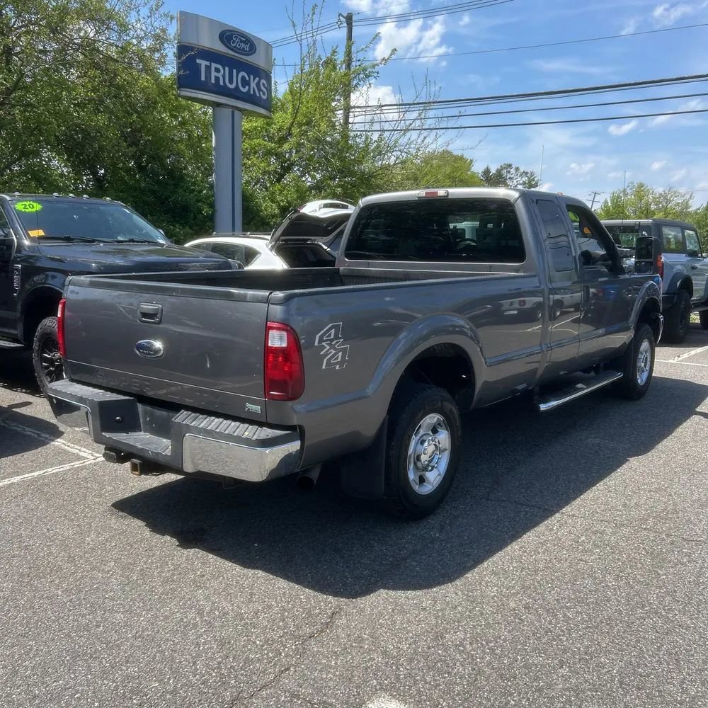 Used 2011 Ford F250 XLT w/ Snow Plow Prep Pkg AWD/4WD image 9
