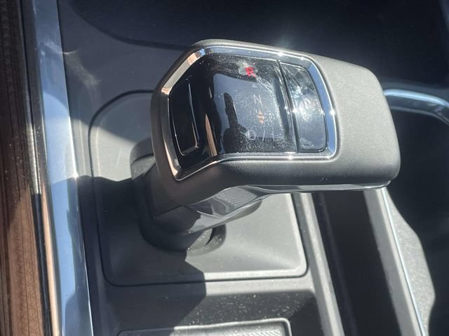 Used 2025 Chevrolet Silverado 1500 LT Trail Boss w/ Convenience Package II AWD/4WD image 21