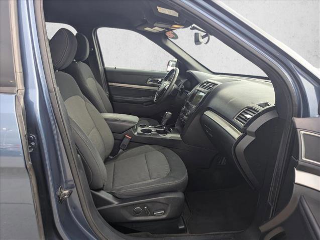 Used 2018 Ford Explorer XLT w/ Equipment Group 201A image 20