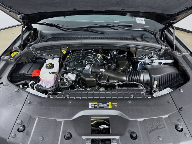Used 2024 Jeep Grand Cherokee L Laredo RWD image 30