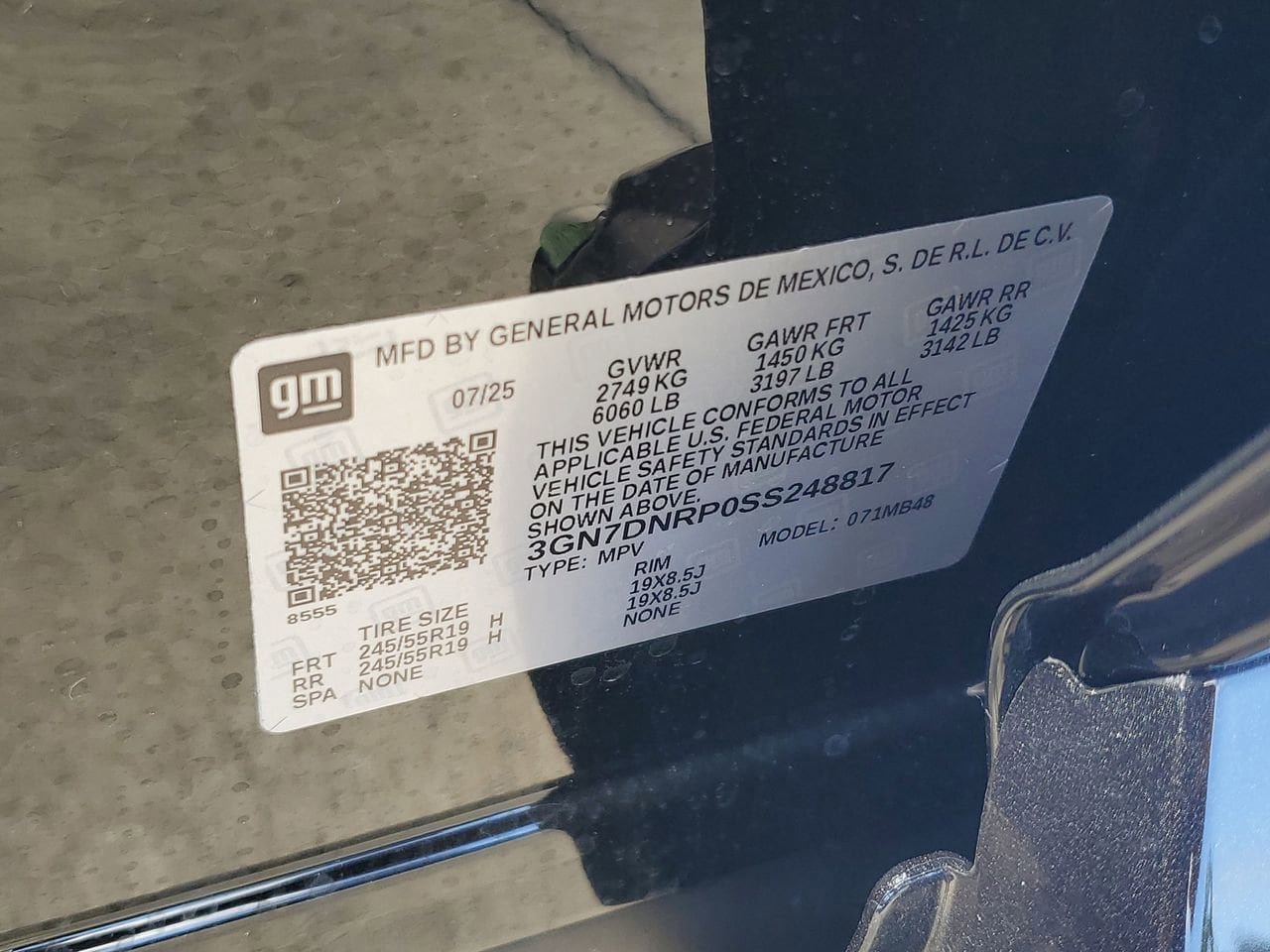 New 2025 Chevrolet Equinox EV LT FWD image 31