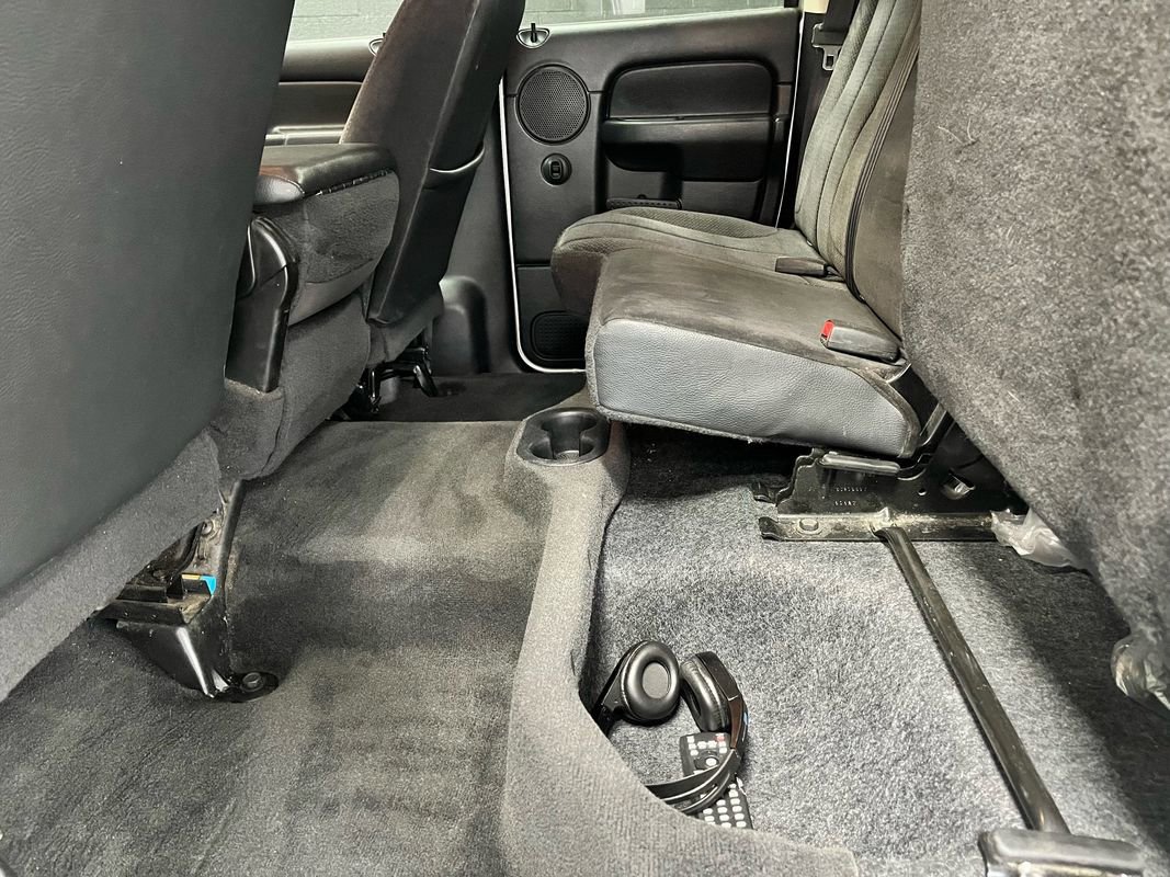 Used 2003 Dodge Ram 2500 Truck SLT image 16