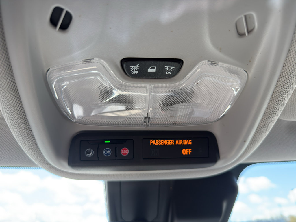 Used 2023 Chevrolet TrailBlazer LT FWD image 23
