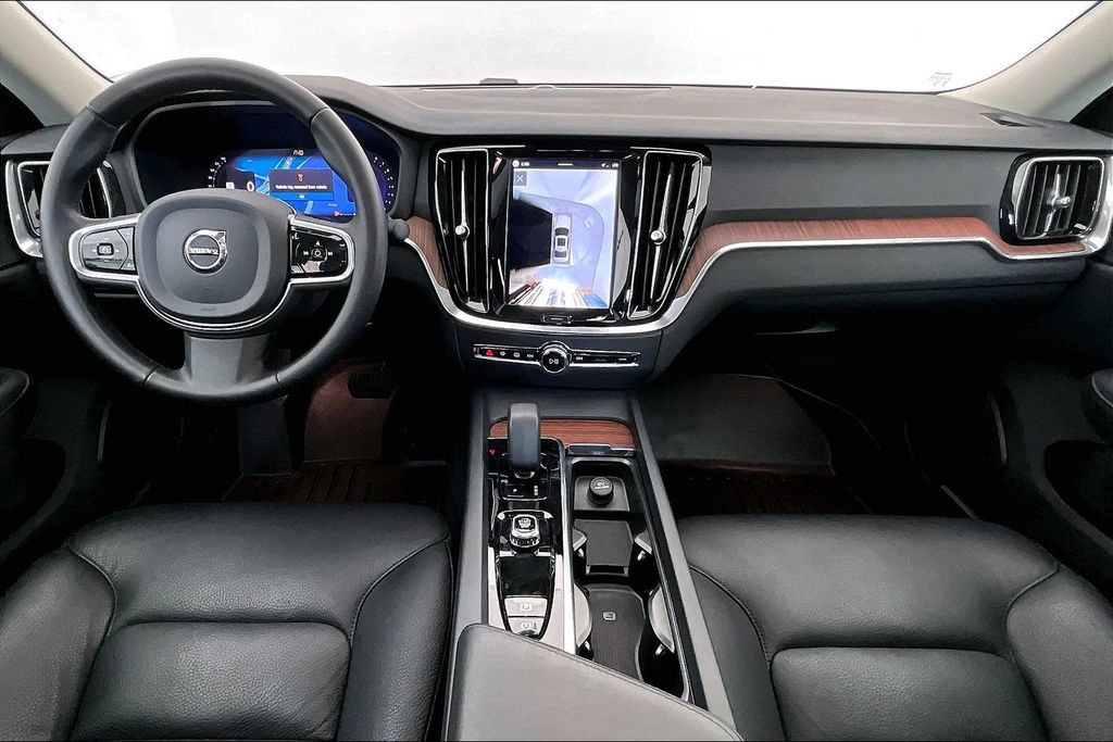Used 2024 Volvo S60 B5 Plus AWD/4WD image 18
