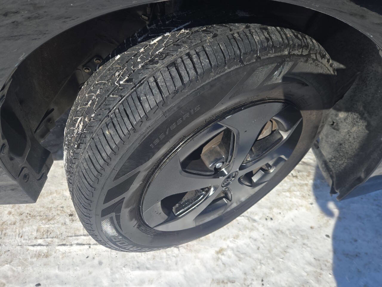 Used 2014 Toyota Prius Three image 12