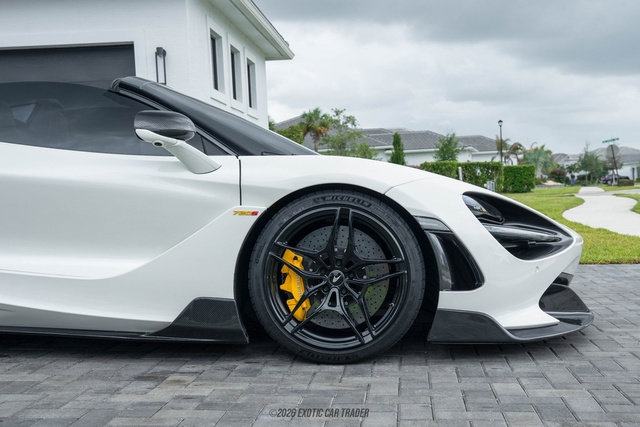 Used 2020 McLaren 720S Performance RWD image 11