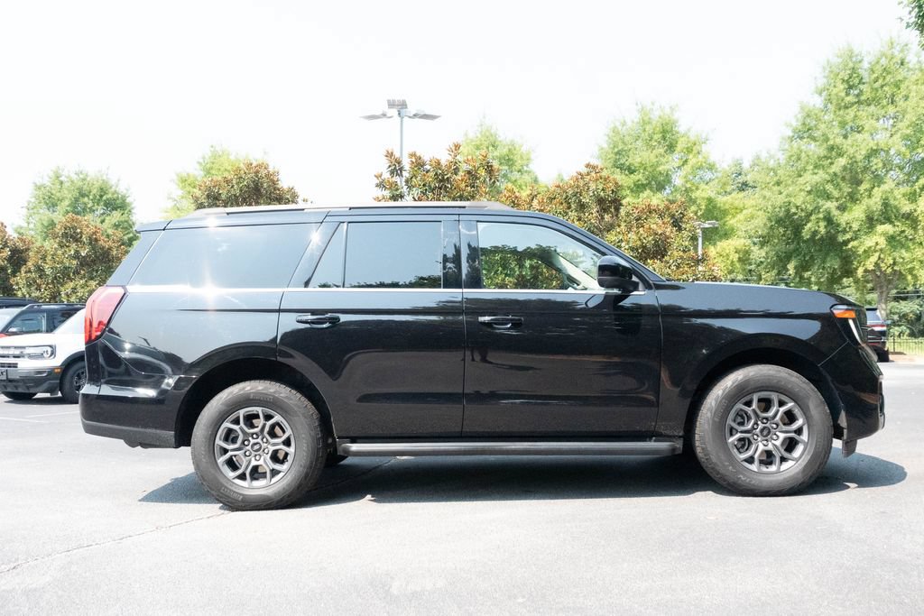 Used 2025 Ford Expedition Active RWD image 19