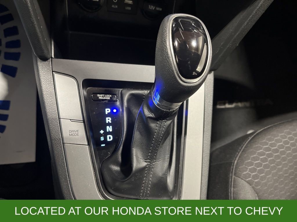 Used 2019 Hyundai Elantra SEL w/ Cargo Package image 16