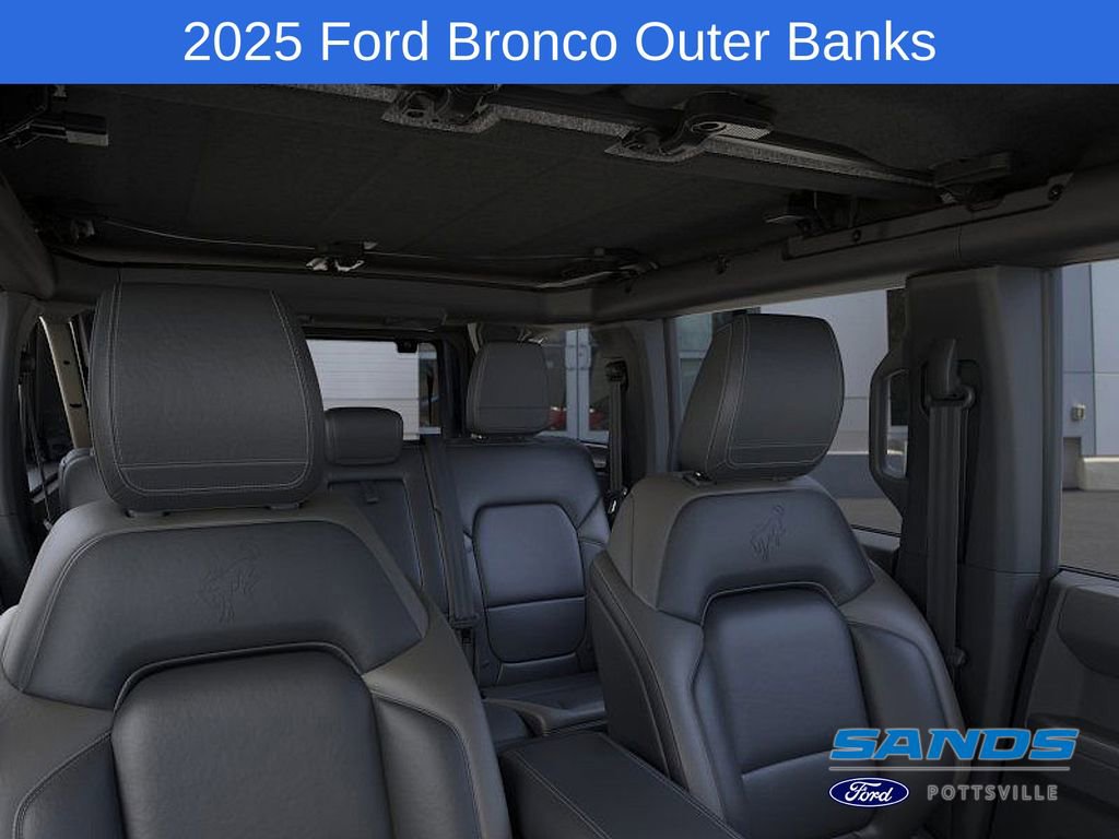 New 2025 Ford Bronco Outer Banks image 12