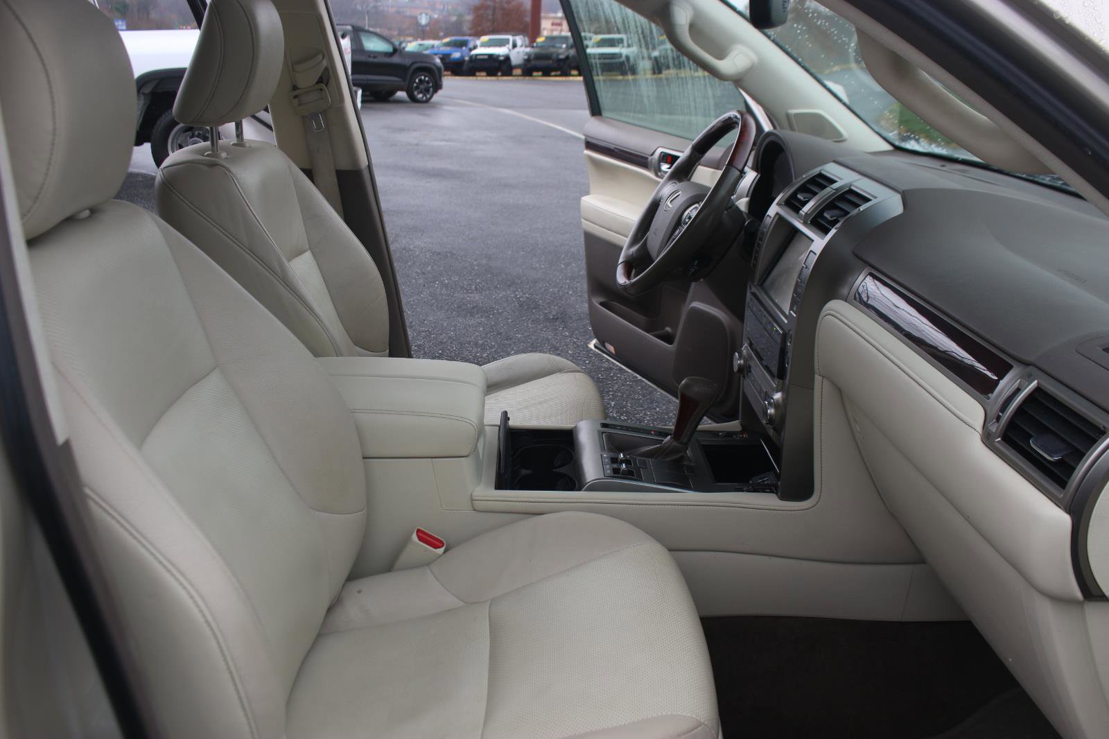 Used 2016 Lexus GX 460 image 42