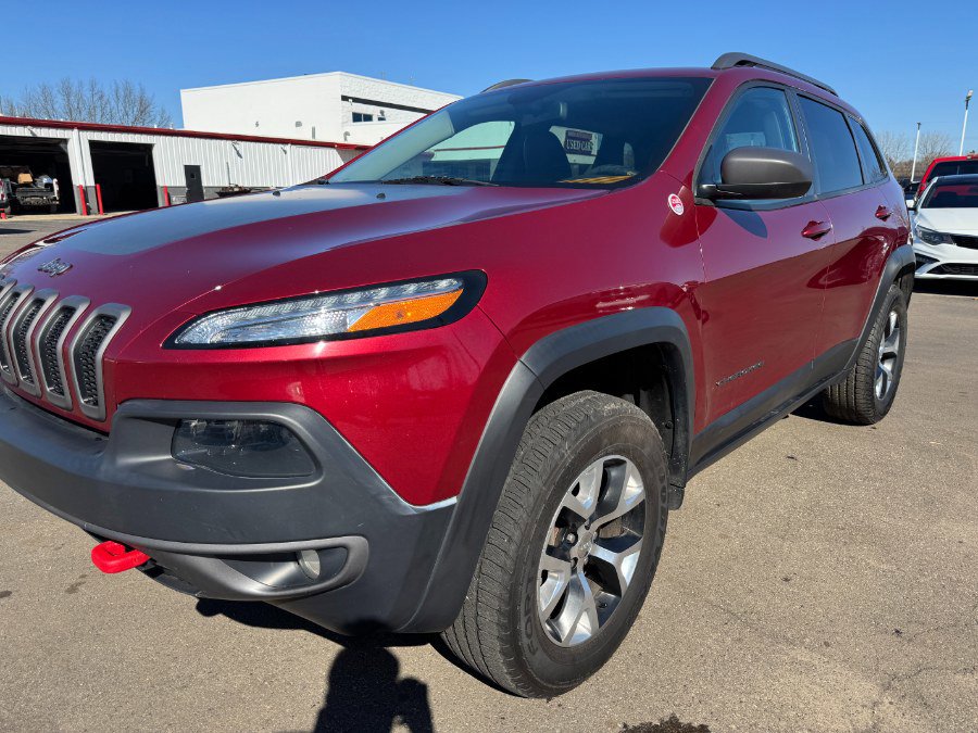 Used 2014 Jeep Cherokee Trailhawk w/ Leather Interior Group AWD/4WD image 9