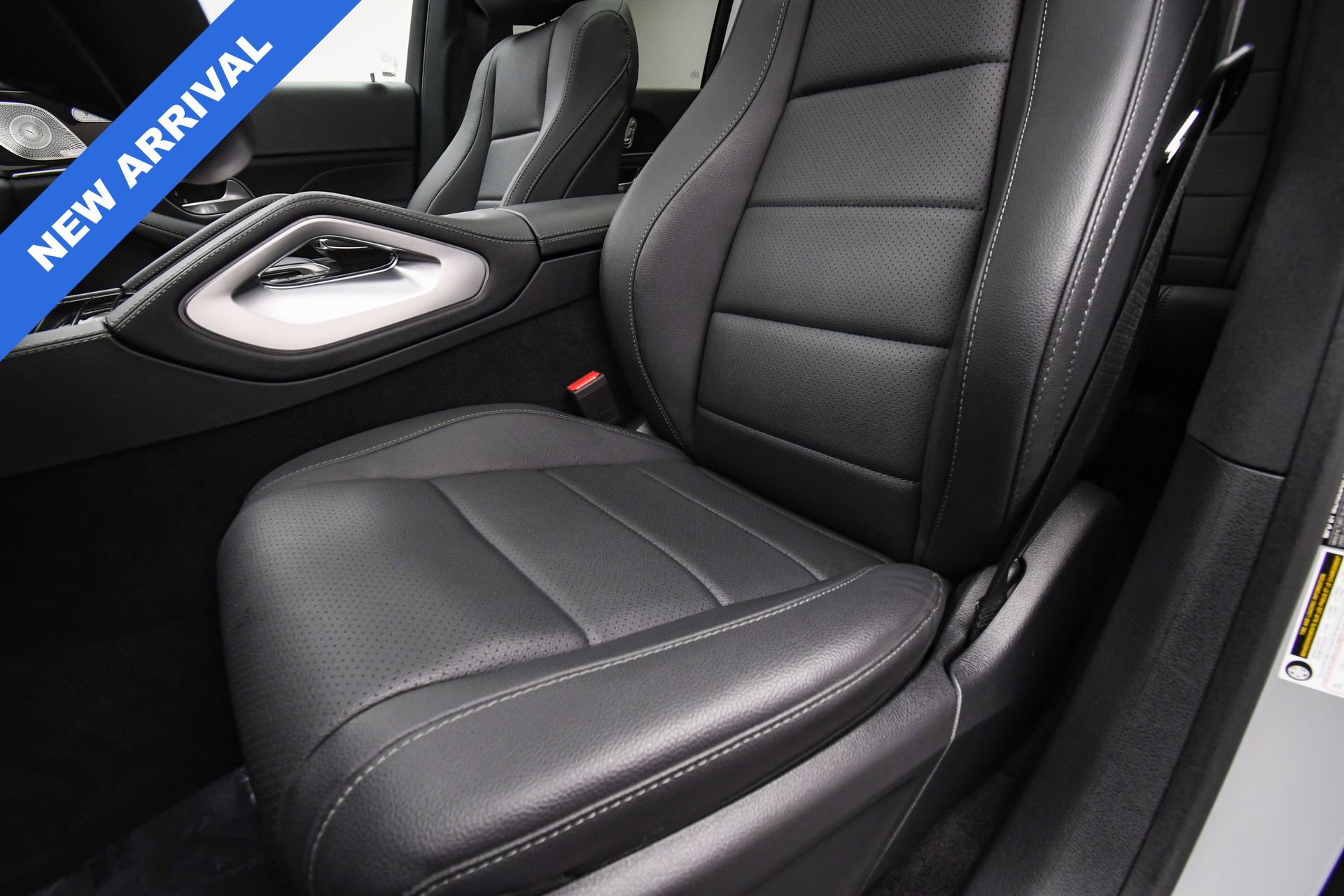 Used 2025 Mercedes-Benz GLS 450 4MATIC image 54