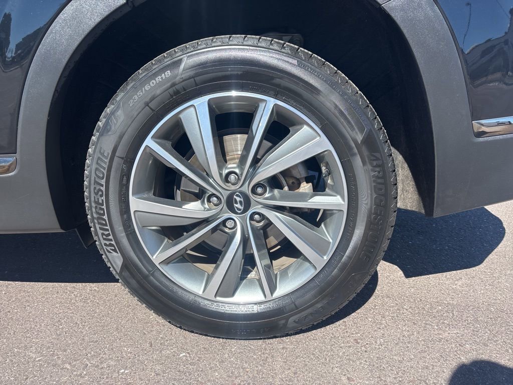 Used 2019 Hyundai Santa Fe FWD image 32