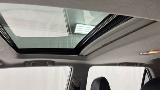 Used 2022 Toyota 4Runner SR5 Premium w/ Moonroof Package image 36