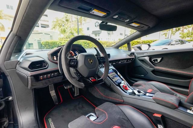 Used 2022 Lamborghini Huracan EVO image 62