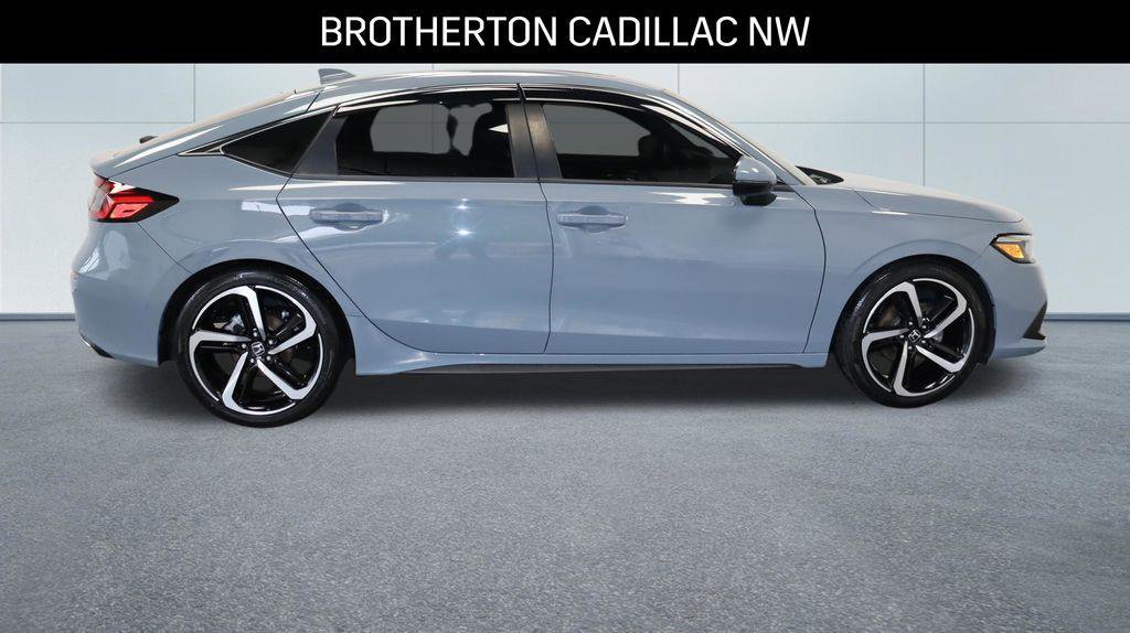 Used 2022 Honda Civic Sport Touring image 2